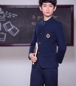 校服